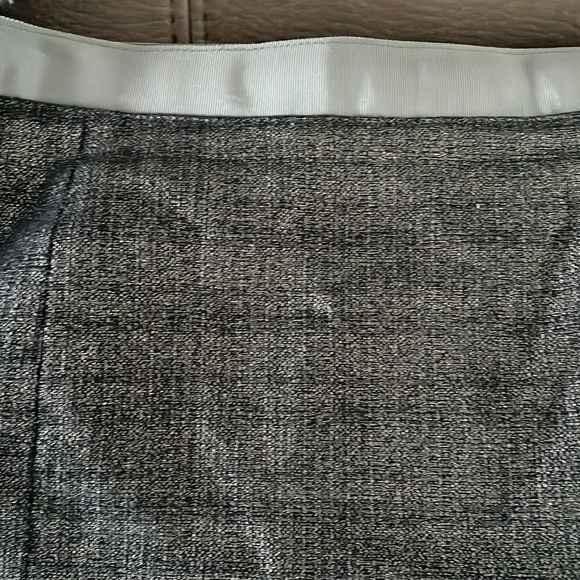 ANN TAYLOR LOFT Navy Blue Skirt Size 6 - Picture 2 of 7